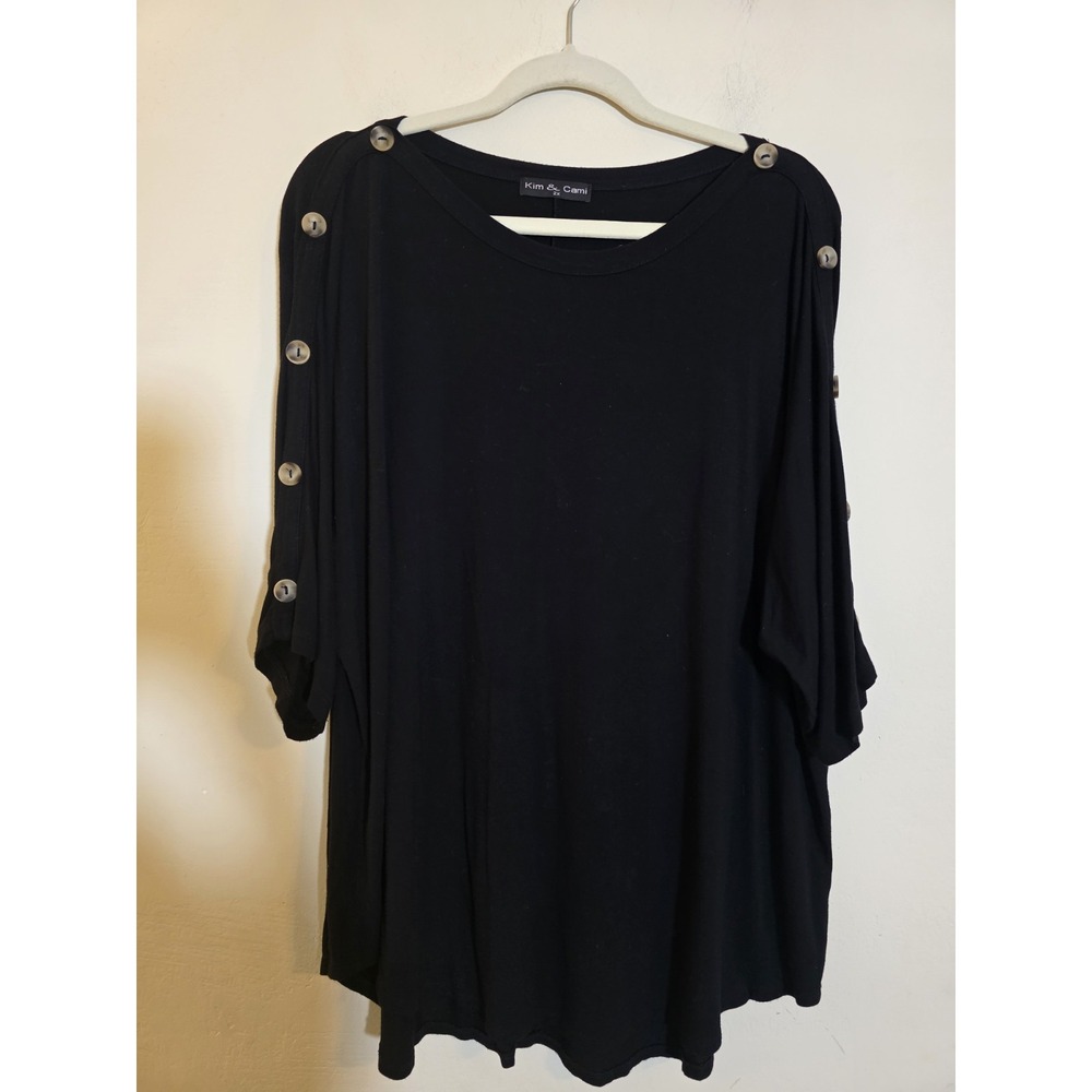 Kim & Cami Black Button Shoulder Short Sleeve Top 2X A1778X-K003-MA3
